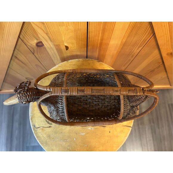 Hand Woven Rooster Basket Vintage Farmhouse Style, Perfect Rustic Home Decor(856 - Picture 5 of 11